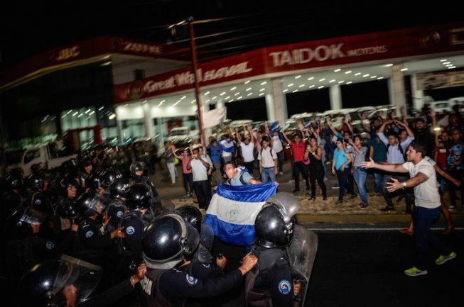 [Vídeo] Nicaragua: massives manifestacions frenen la reforma previsional d'Ortega