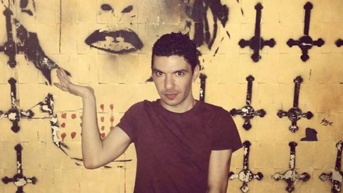 Grècia: l'activista queer Zak Kostopoulos assassinat a Atenes