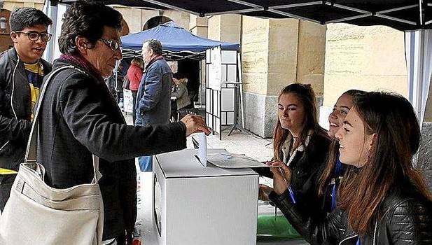 Donostia vota però el Règim del 78 s'hi oposa