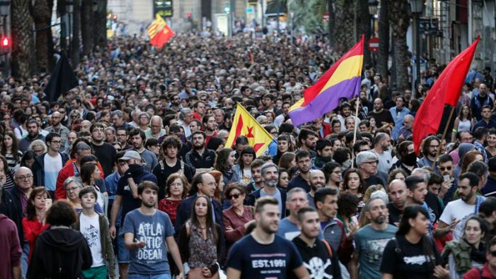 L'extrema dreta, el “mal menor” i la lluita per la república obrera i socialista