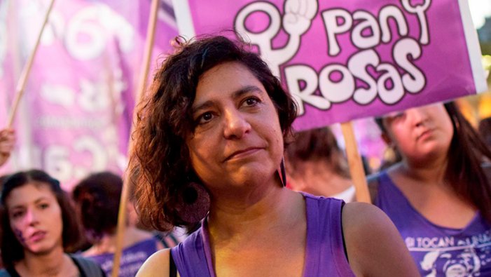 Andrea D'Atri, fundadora de Pan y Rosas Argentina, participarà el 8M a Barcelona
