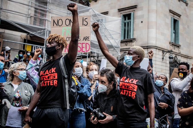 [Fotogaleria] La concentració anti-racista de Black Lives Matter a BCN en imatges
