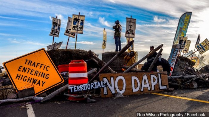 Tribunal dels EUA ordena tancar l'oleoducte Dakota Access resistit per ambientalistes i Sioux