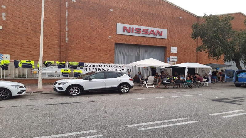 Cinquè dia de piquet d'Acciona-Nissan: "Que no surti ni un camió"
