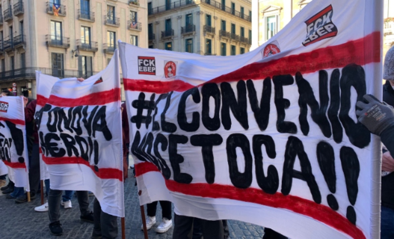 Concentració Metro Barcelona: cap a la vaga contra l'interinitat i precarietat!