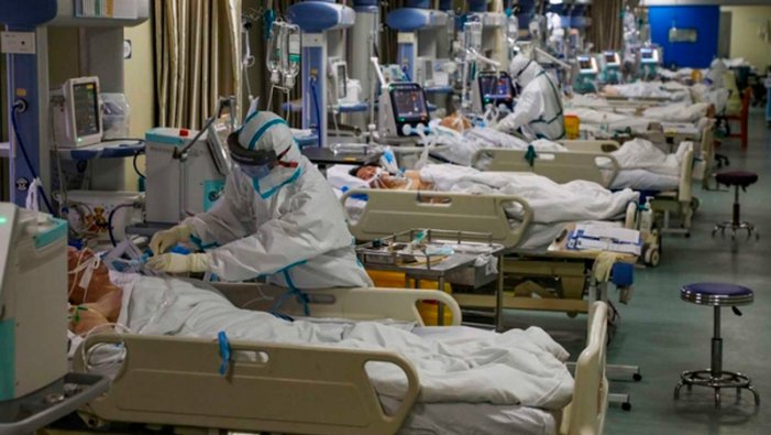 Covid, Filomena i retallades: un còctel explosiu està col·lapsant els hospitals