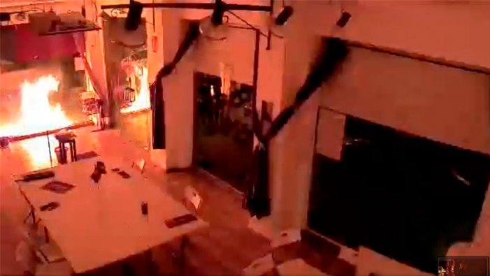  Ampli repudi a l'atac amb material explosiu a la seu de Podemos a Cartagena