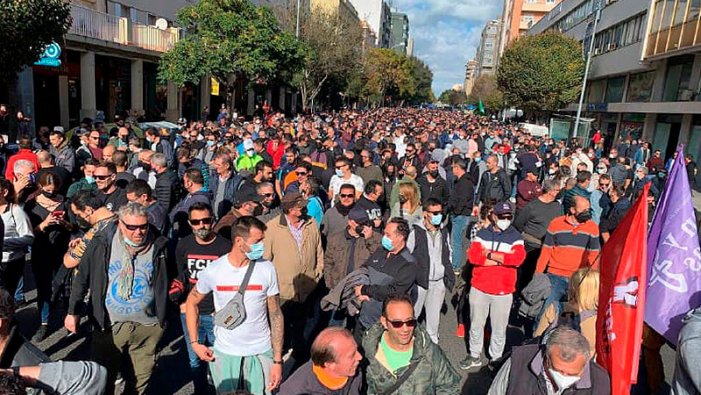 Novè dia de vaga de metall a Cadis: continua l'atur total i la patronal segueix sense cedir
