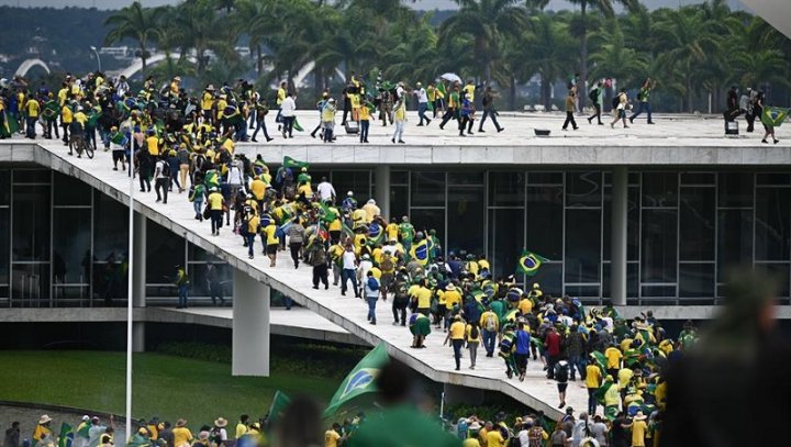 Brasil: per un aturada nacional contra les accions colpistes i per la derogació de les reformes reaccionàries
