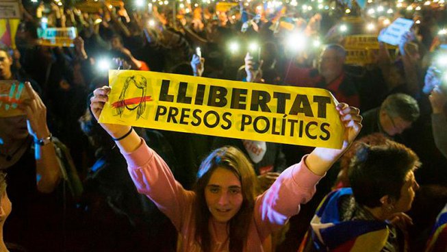 S'endureix el cop contra Catalunya: Llibertat presos polítics! Vaga General Ja!
