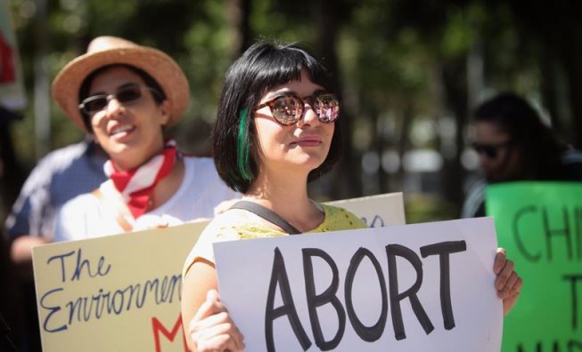 El govern de Trump vol prohibir el dret a l'avortament