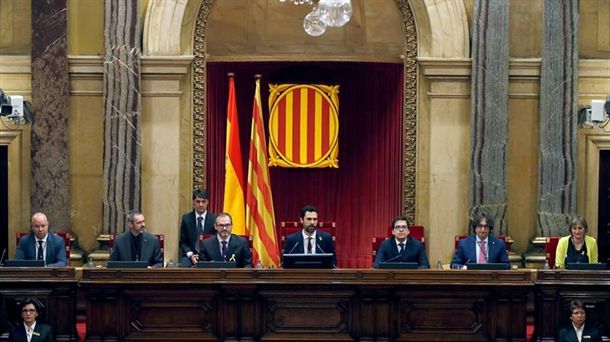 Amenaces i artificis en el Ple del Parlament català