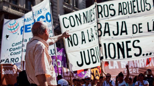 Les manifestacions dels pensionistes són un símptoma de la crisi del Règim