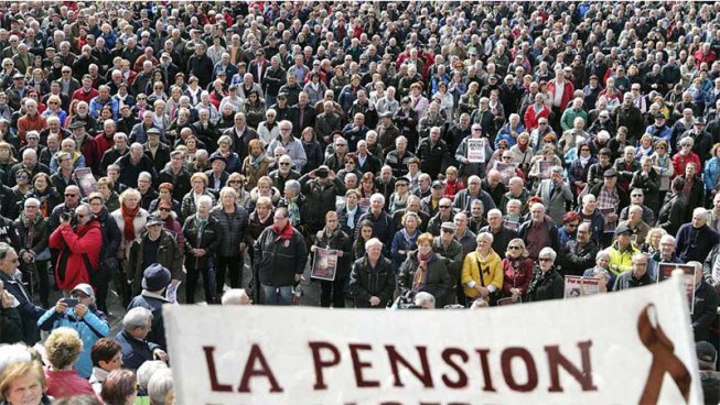 Es busquen joves solidaris per sumar-se a la marea pensionista