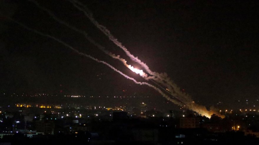  Israel trenca l'alto-el-foc i torna a bombardejar Gaza