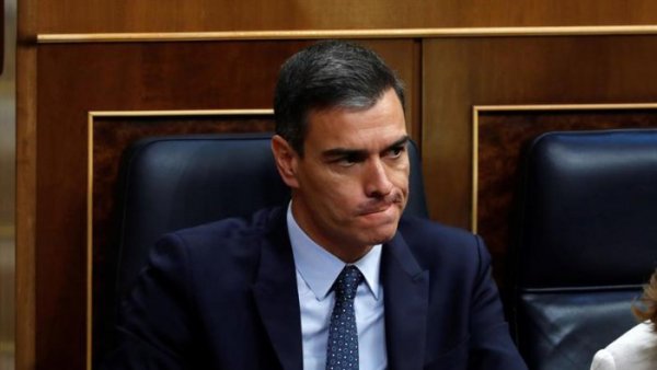 Sánchez no aconsegueix la majoria per a la investidura i mira a Unides Podemos